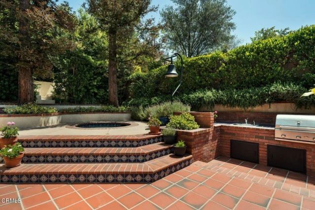 2909 Hopeton Road, La Crescenta, CA 91214