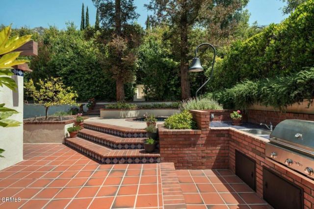 2909 Hopeton Road, La Crescenta, CA 91214