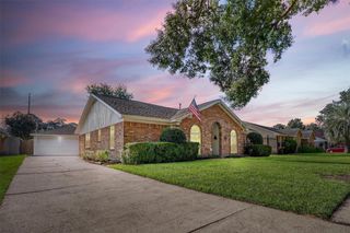 7703 Lacy Hill Drive, Houston, TX 77036