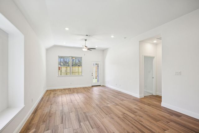 16542 Cub Creek Court, Conroe, TX 77302