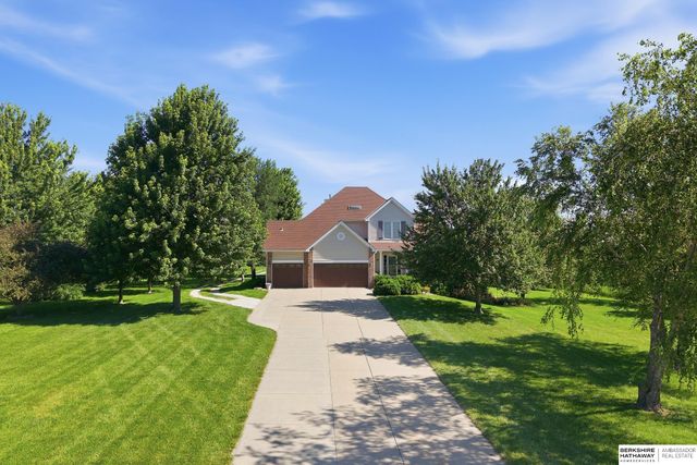 21646 Mandy Lane, Gretna, NE 68028