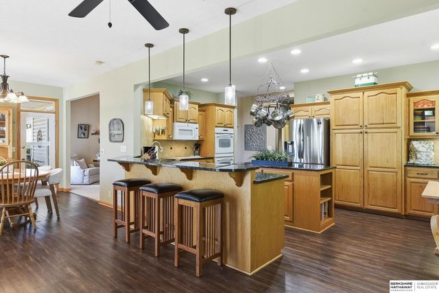21646 Mandy Lane, Gretna, NE 68028