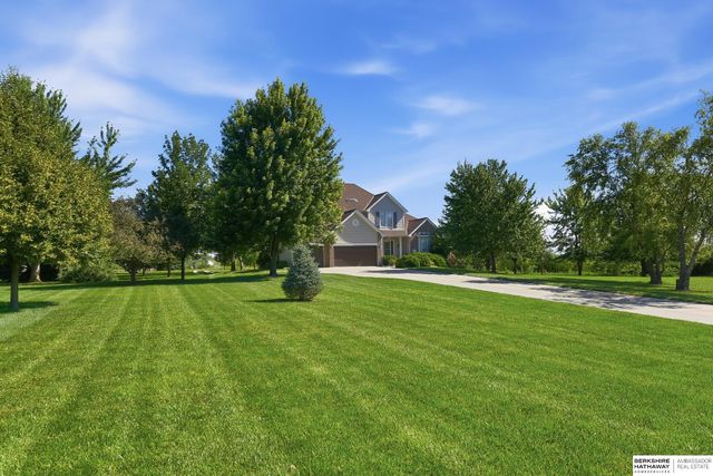 21646 Mandy Lane, Gretna, NE 68028