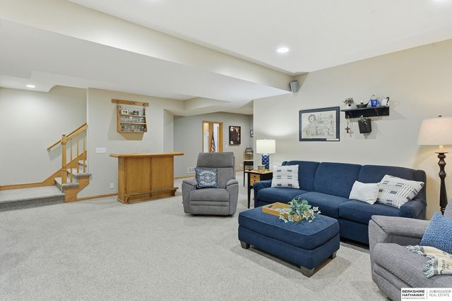 21646 Mandy Lane, Gretna, NE 68028