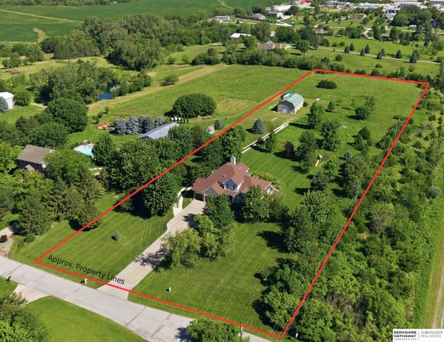 21646 Mandy Lane, Gretna, NE 68028