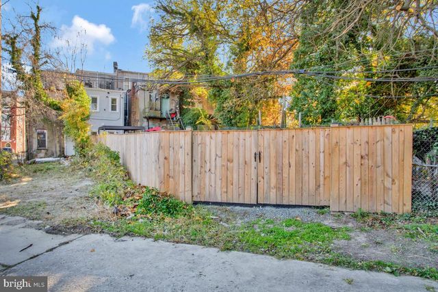 2258 BROOKFIELD AVE, Baltimore, MD 21217