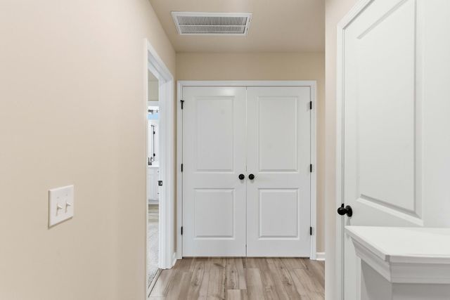 8348 Child's Cove, North Charleston, SC 29418