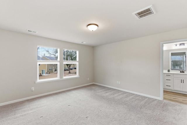 8348 Child's Cove, North Charleston, SC 29418