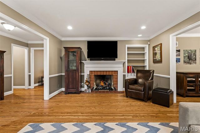 424 Geyer Forest Drive, St Louis, MO 63122