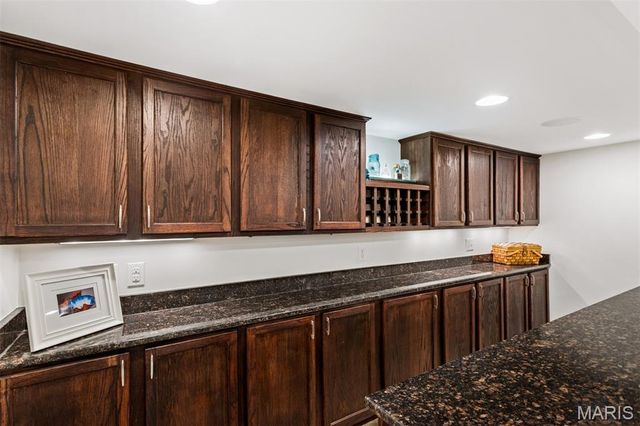 424 Geyer Forest Drive, St Louis, MO 63122