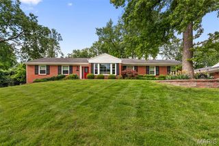424 Geyer Forest Drive, St Louis, MO 63122