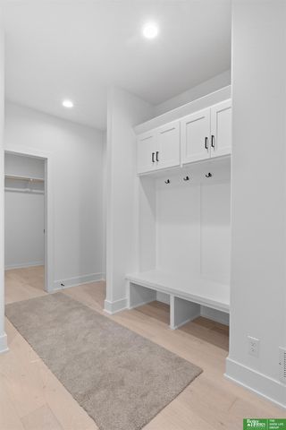 10804 S 219 Avenue, Gretna, NE 68028