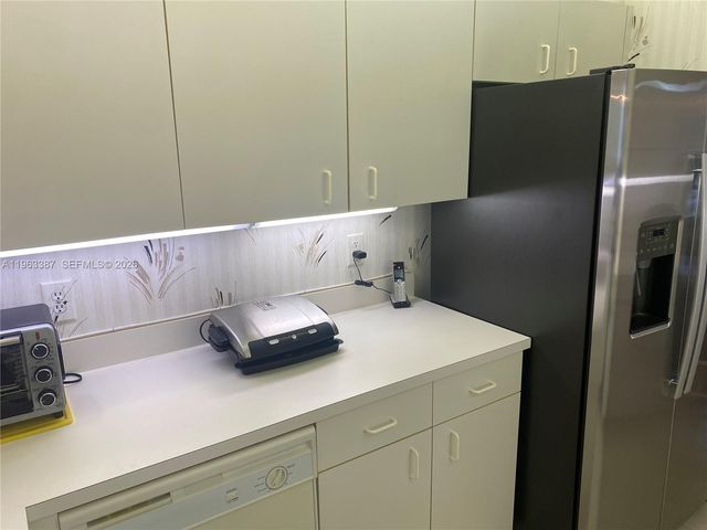 9551 Weldon Cir E314, Fort Lauderdale, FL 33321