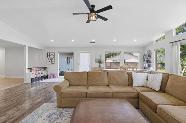 8287 Hallwood Blvd, Marysville, CA 95901