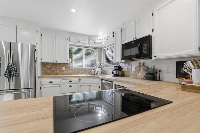 8287 Hallwood Blvd, Marysville, CA 95901