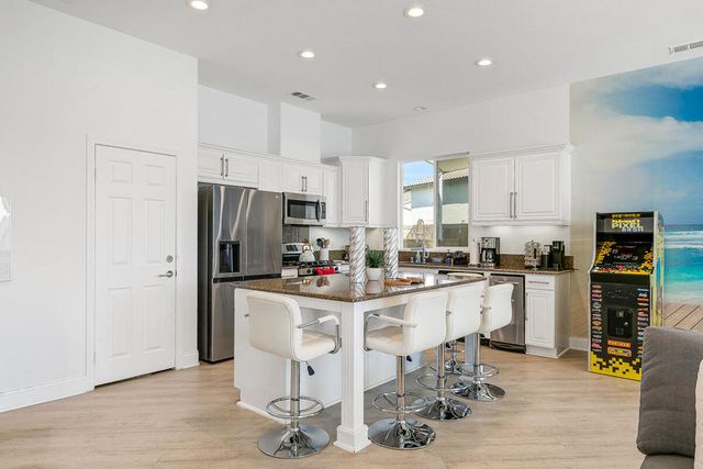 84297 Canzone Drive, Indio, CA 92203