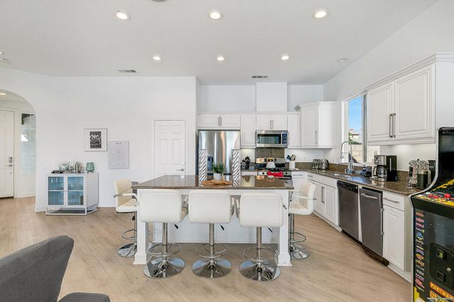 84297 Canzone Drive, Indio, CA 92203