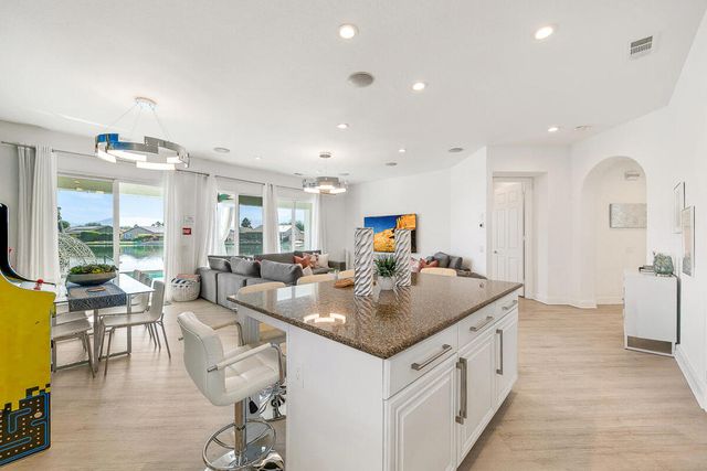 84297 Canzone Drive, Indio, CA 92203