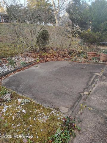 12D Snowberry Lane, Whiting, NJ 08759