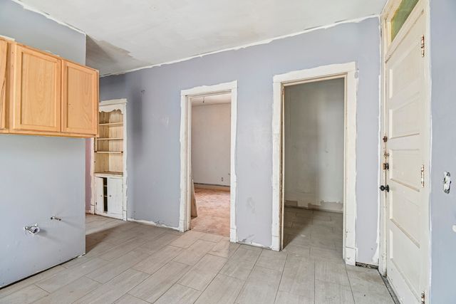 7647 S Green Street, Chicago, IL 60620