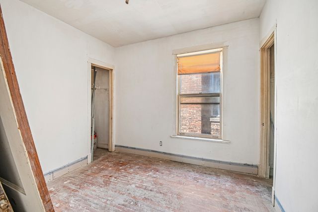 7647 S Green Street, Chicago, IL 60620