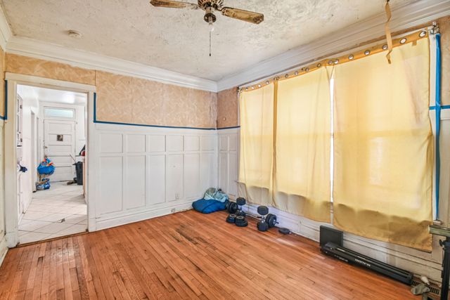 7647 S Green Street, Chicago, IL 60620