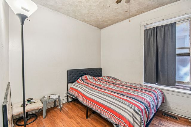 7647 S Green Street, Chicago, IL 60620