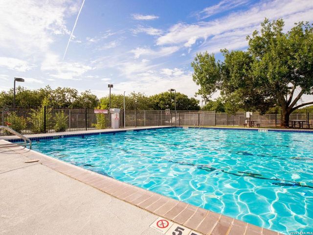 13042 Maple Park, San Antonio, TX 78249