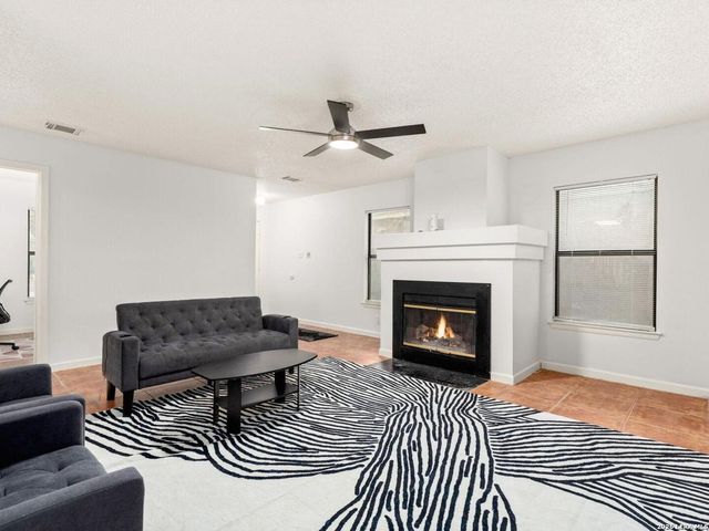 13042 Maple Park, San Antonio, TX 78249