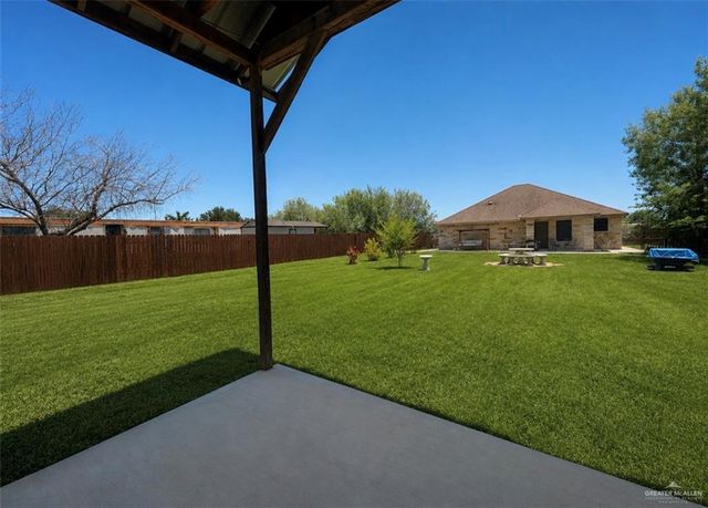 613 El Sendero Drive, Sullivan City, TX 78595