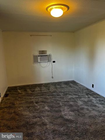 2421 MIFFLIN ST, Lebanon, PA 17046