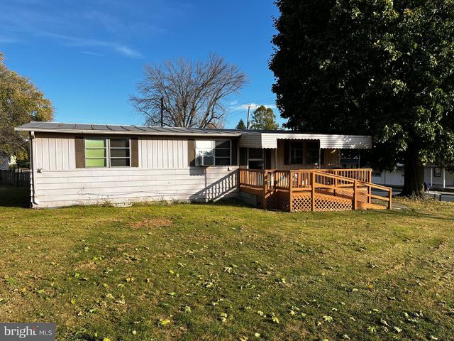 2421 MIFFLIN ST, Lebanon, PA 17046