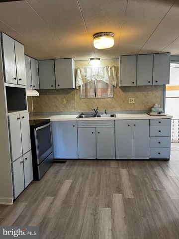 2421 MIFFLIN ST, Lebanon, PA 17046
