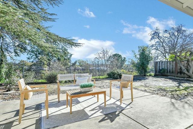 2342 Platt Drive, Martinez, CA 94553