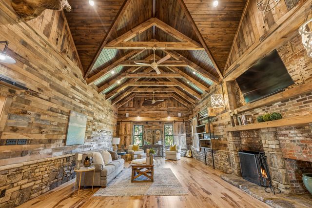 9862 Sam Donald Rd, Nolensville, TN 37135
