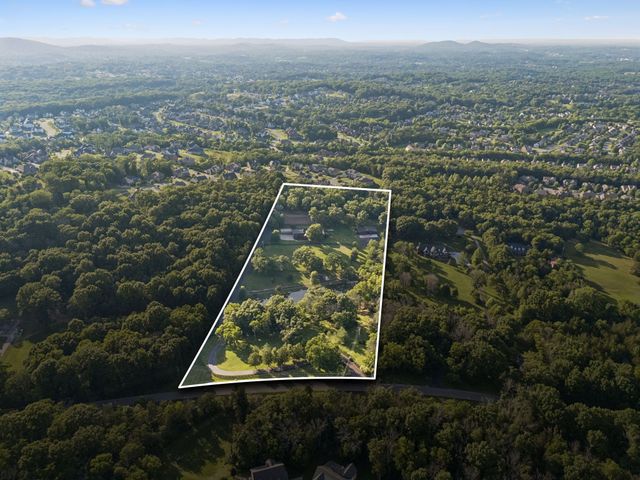 9862 Sam Donald Rd, Nolensville, TN 37135
