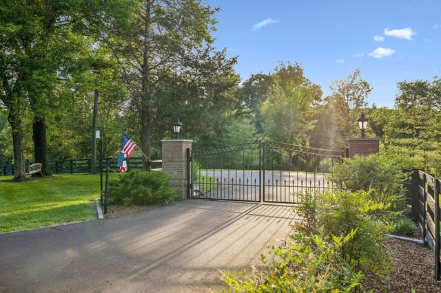 9862 Sam Donald Rd, Nolensville, TN 37135