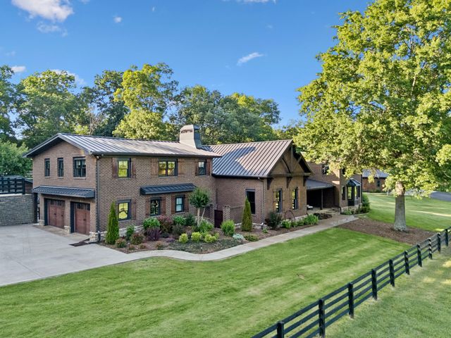 9862 Sam Donald Rd, Nolensville, TN 37135