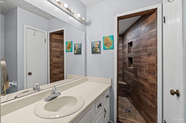 33129 River Rd, Orange Beach, AL 36561