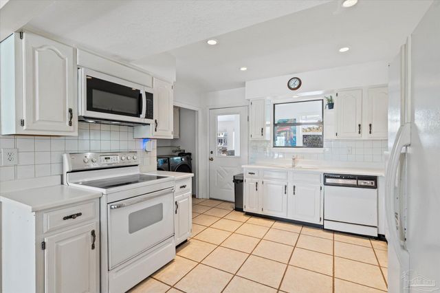 33129 River Rd, Orange Beach, AL 36561