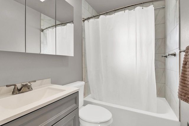 1504 W Leroy AVENUE, Milwaukee, WI 53221