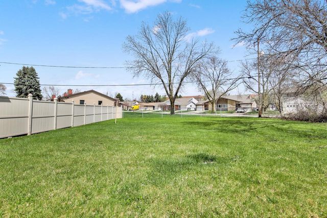 1504 W Leroy AVENUE, Milwaukee, WI 53221