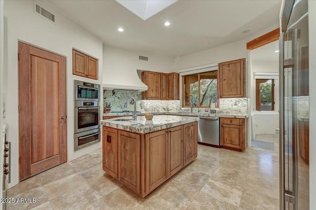 35078 N SOPHORA Drive, Carefree, AZ 85377