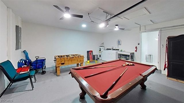 251 SE 46th ST, Cape Coral, FL 33904