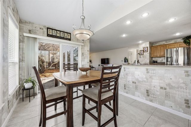 2025 Newcastle Road, Marion, IA 52302