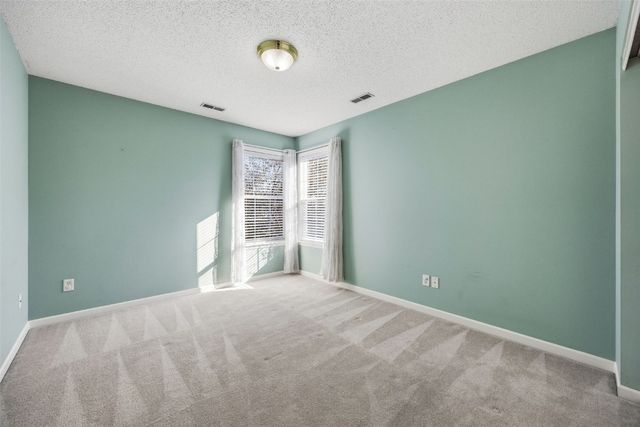 2025 Newcastle Road, Marion, IA 52302