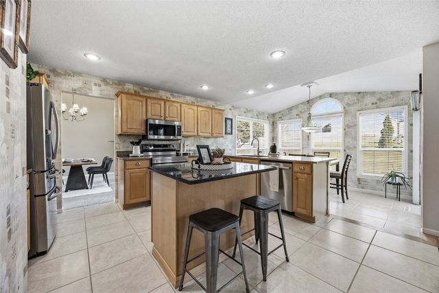 2025 Newcastle Road, Marion, IA 52302