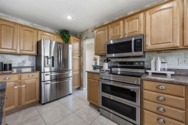 2025 Newcastle Road, Marion, IA 52302