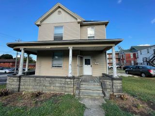 528 & 527 Hal Greer Blvd, Huntington, WV 25701