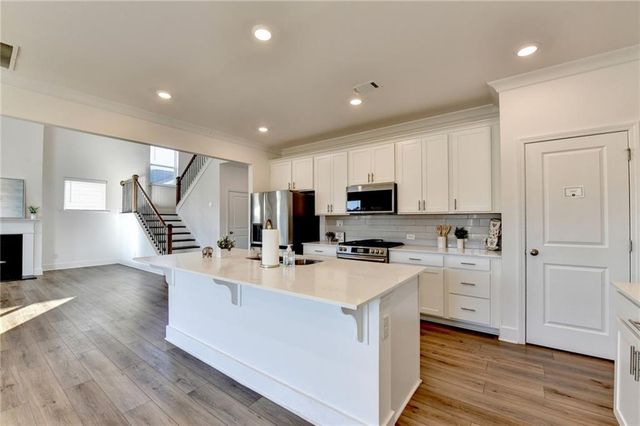 659 Caryle Trail Lane, Loganville, GA 30052